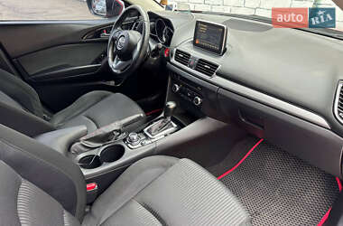 Седан Mazda 3 2015 в 