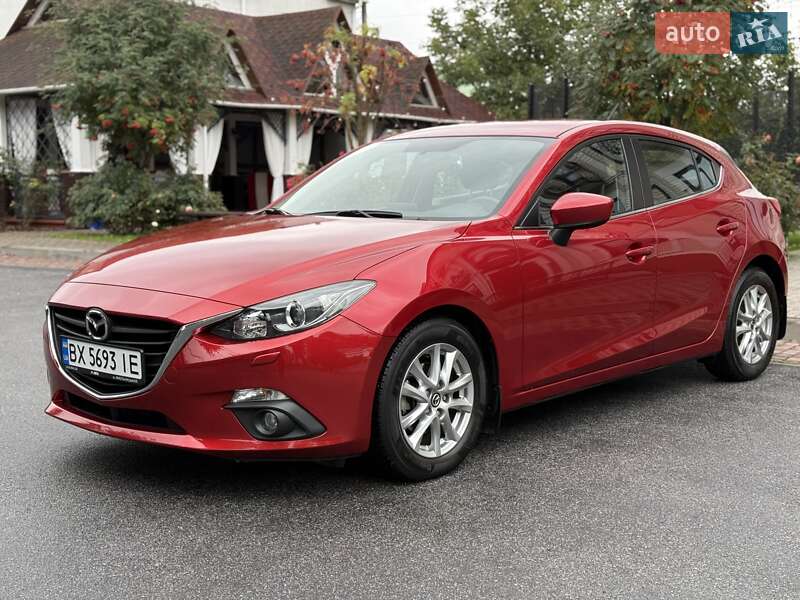 Хэтчбек Mazda 3 2015 в Виннице