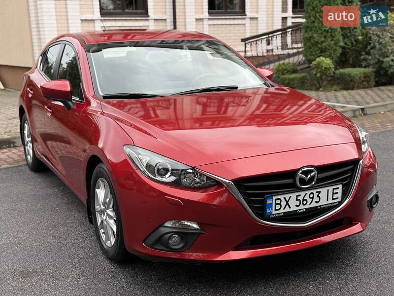 Хэтчбек Mazda 3 2015 в Виннице