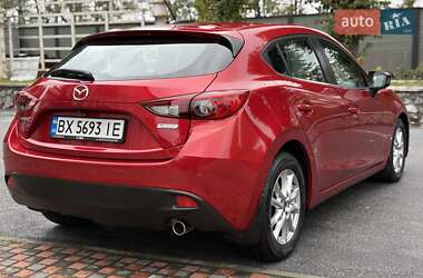 Хэтчбек Mazda 3 2015 в 