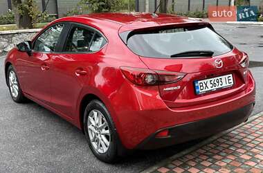Хэтчбек Mazda 3 2015 в 