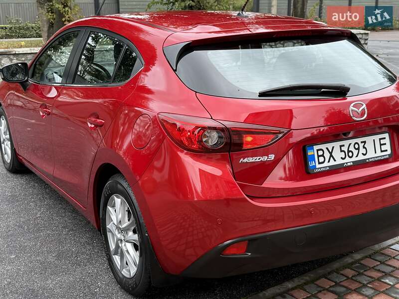 Хэтчбек Mazda 3 2015 в Виннице