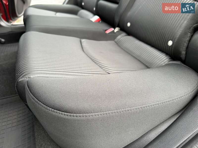 Хэтчбек Mazda 3 2015 в Виннице