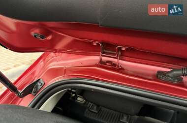 Хэтчбек Mazda 3 2015 в 