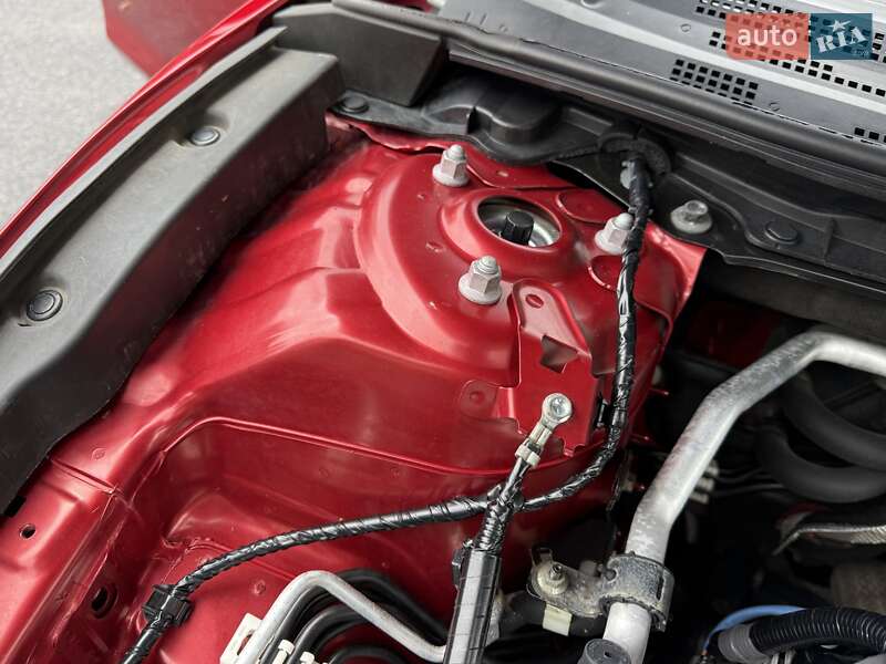 Хэтчбек Mazda 3 2015 в Виннице