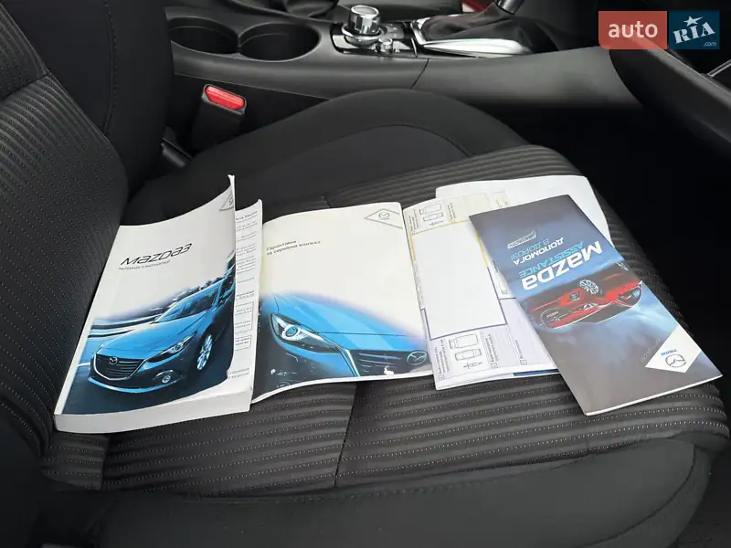 Хэтчбек Mazda 3 2015 в Виннице документ