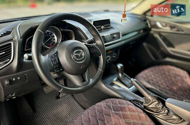 Седан Mazda 3 2014 в 