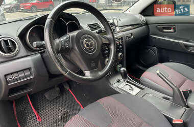 Хэтчбек Mazda 3 2006 в 