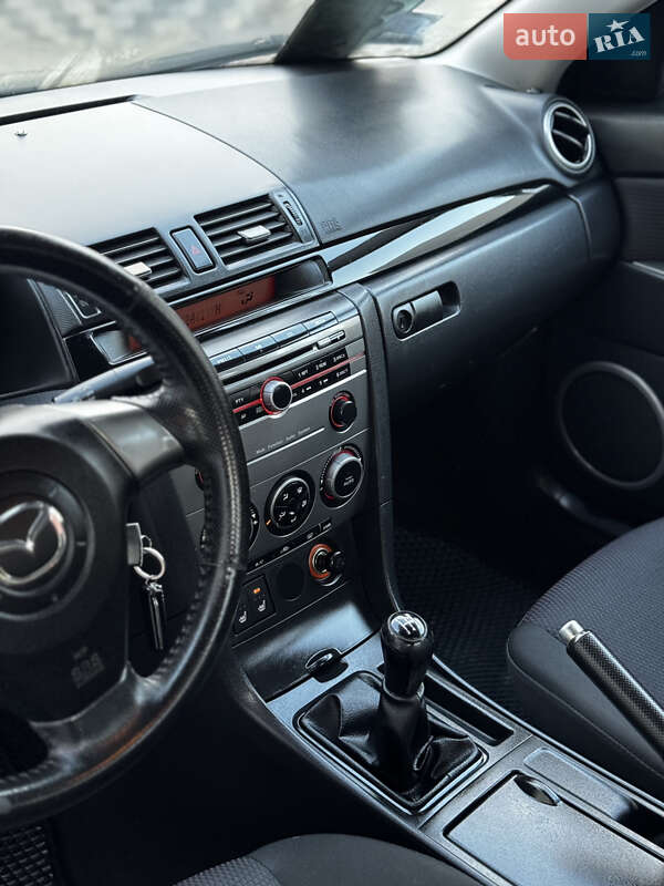 Седан Mazda 3 2007 в Тернополе