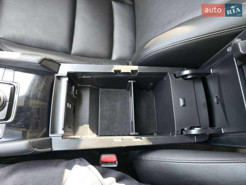 Седан Mazda 3 2021 в Днепре