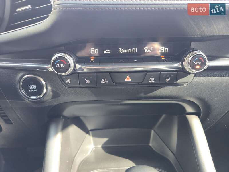 Седан Mazda 3 2021 в Днепре