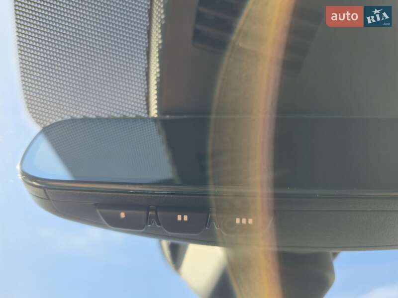 Седан Mazda 3 2021 в Днепре