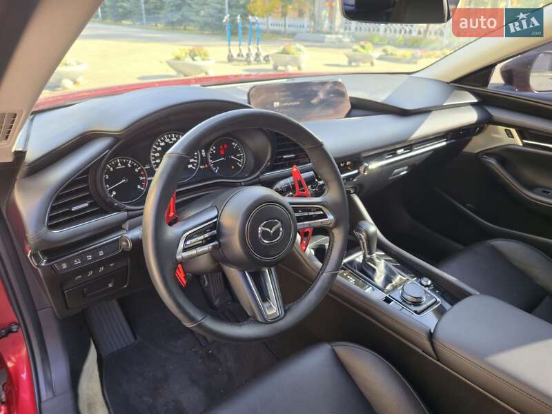 Седан Mazda 3 2021 в Днепре