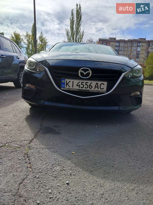 Седан Mazda 3 2013 в Кривом Роге