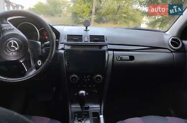 Хэтчбек Mazda 3 2005 в 