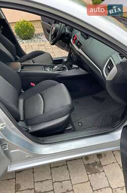 Седан Mazda 3 2016 в 