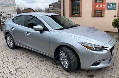 Седан Mazda 3 2016 в Львове