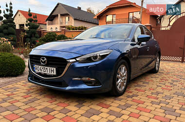Хэтчбек Mazda 3 2018 в 
