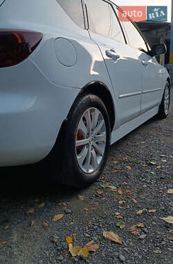 Хэтчбек Mazda 3 2003 в 