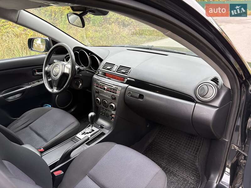 Седан Mazda 3 2007 в Киеве