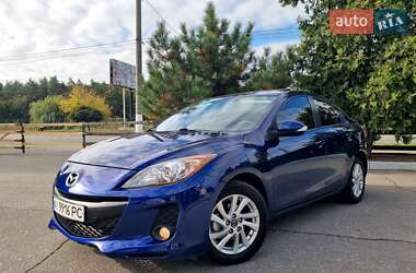 Седан Mazda 3 2013 в 