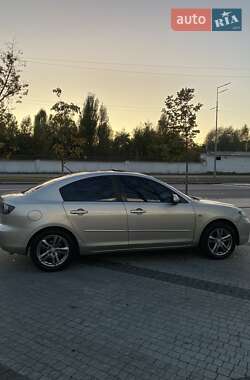 Седан Mazda 3 2006 в 