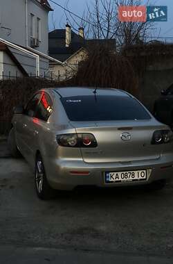 Седан Mazda 3 2006 в 