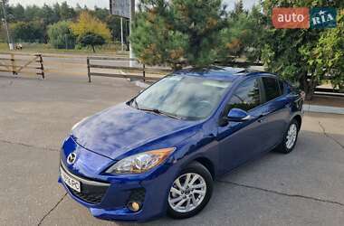 Седан Mazda 3 2013 в 