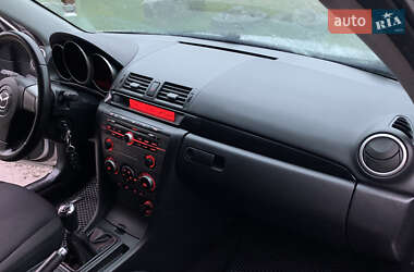 Хэтчбек Mazda 3 2006 в 