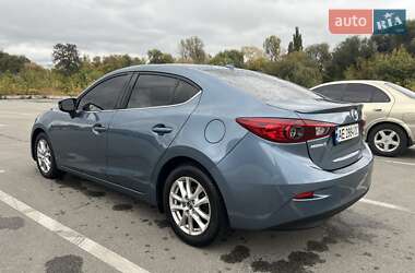 Седан Mazda 3 2013 в 