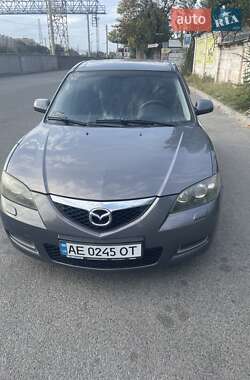 Седан Mazda 3 2006 в Новомосковске