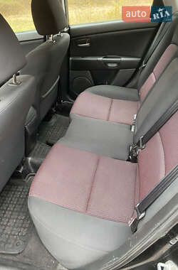 Хэтчбек Mazda 3 2005 в 