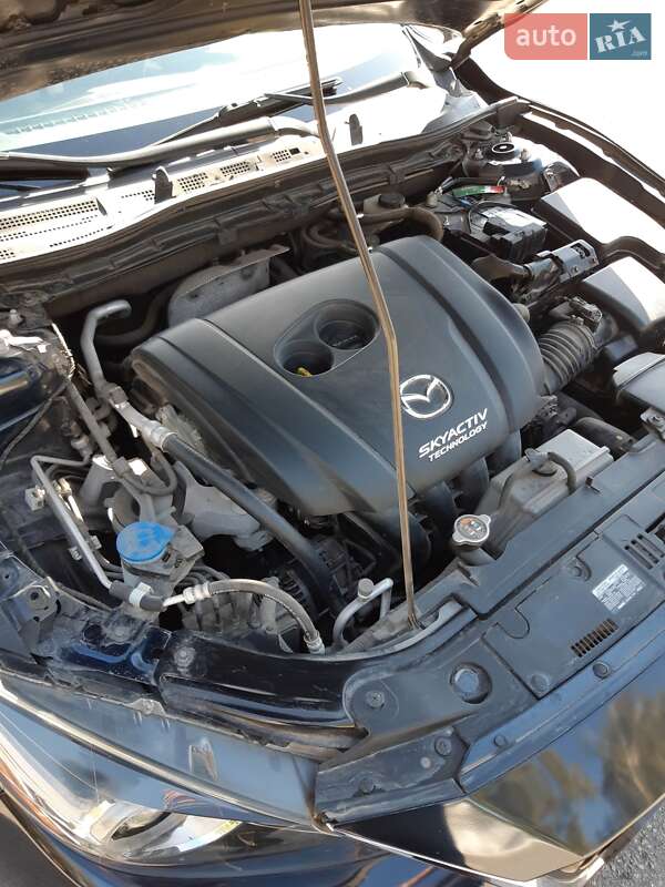 Хэтчбек Mazda 3 2015 в Харькове