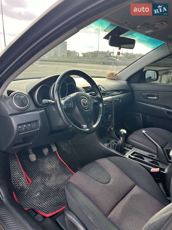 Хетчбек Mazda 3 2004 в Львові
