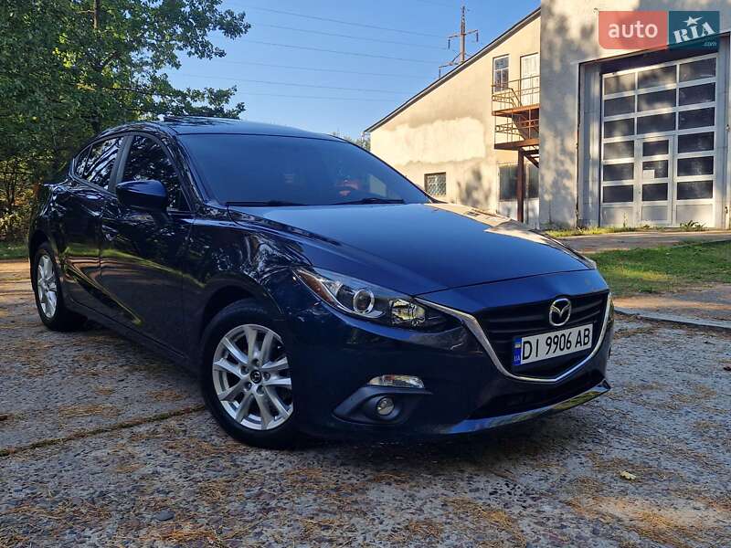 Седан Mazda 3 2015 в 