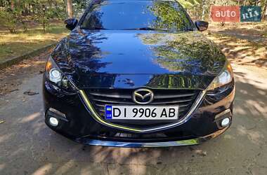 Седан Mazda 3 2015 в 