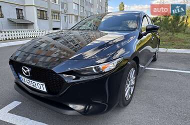 Хэтчбек Mazda 3 2022 в 