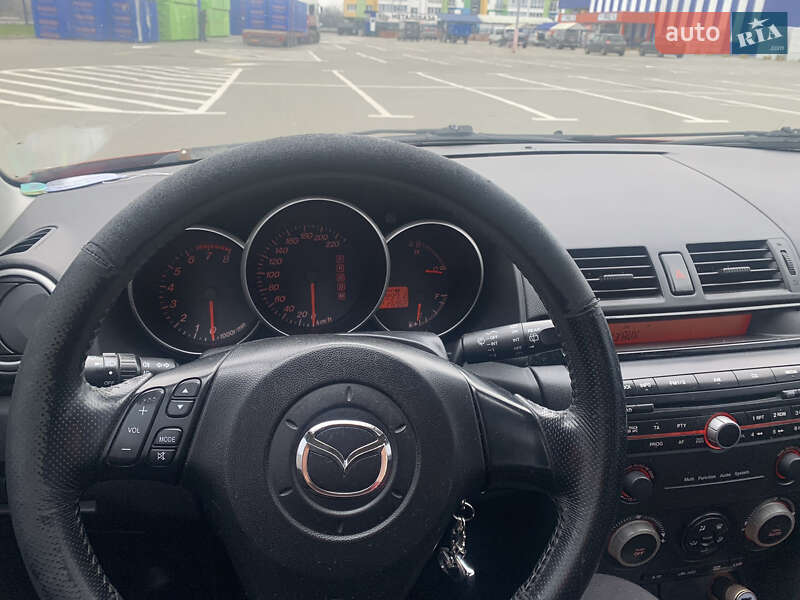 Хэтчбек Mazda 3 2005 в Ивано-Франковске