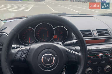 Хэтчбек Mazda 3 2005 в 