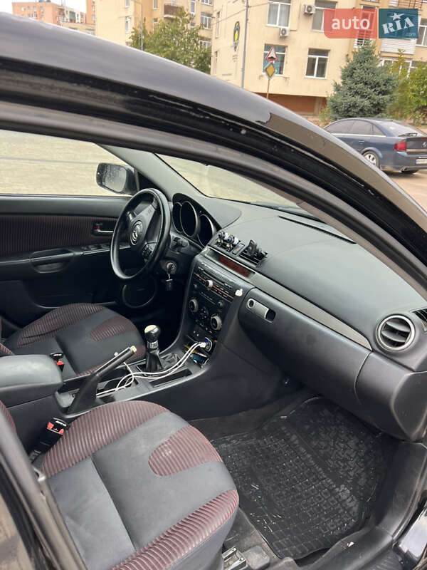 Седан Mazda 3 2005 в Одессе