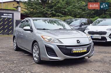 Седан Mazda 3 2011 в 