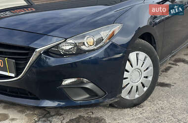 Седан Mazda 3 2014 в 