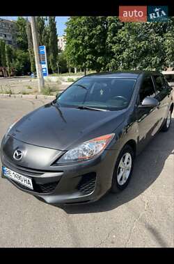 Хэтчбек Mazda 3 2012 в 