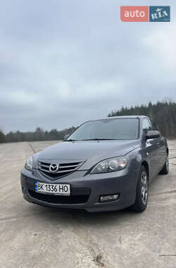 Хэтчбек Mazda 3 2007 в Радомышле