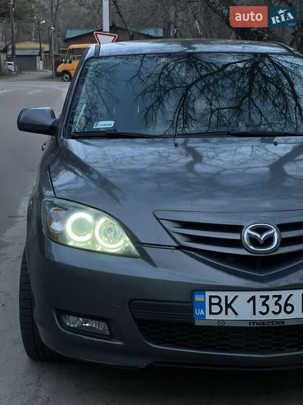 Хэтчбек Mazda 3 2007 в Радомышле
