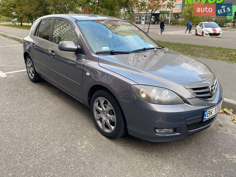 Хэтчбек Mazda 3 2007 в Радомышле