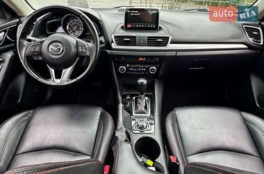 Седан Mazda 3 2015 в 