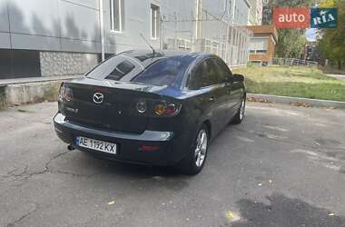 Седан Mazda 3 2005 в 