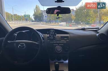 Седан Mazda 3 2010 в 