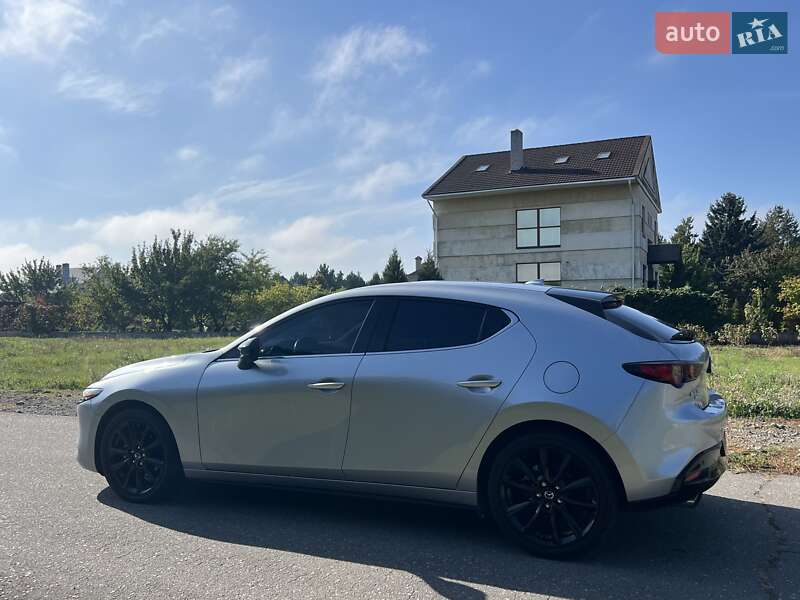 Хетчбек Mazda 3 2022 в Дніпрі